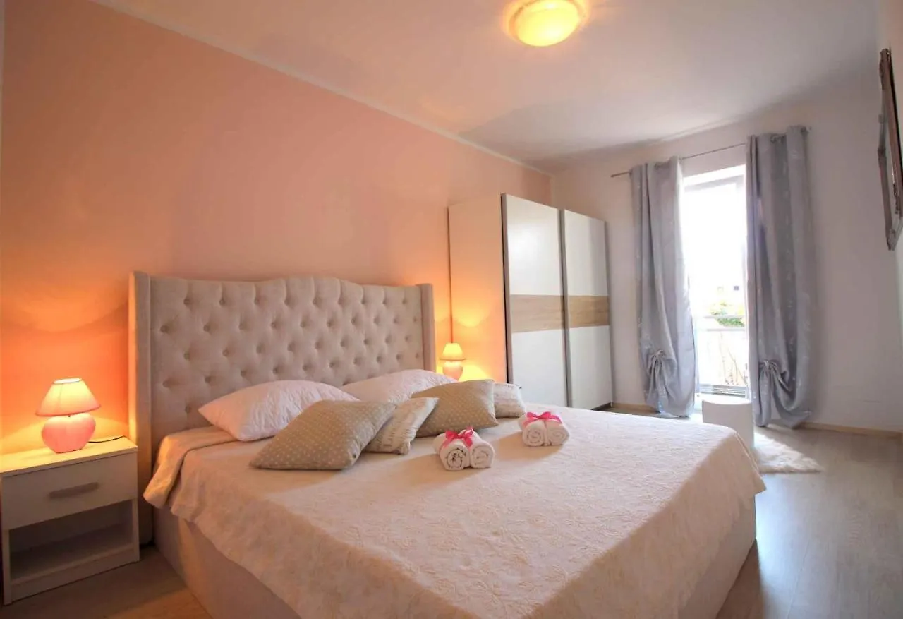 Holiday Home In Porec/Istrien 9918