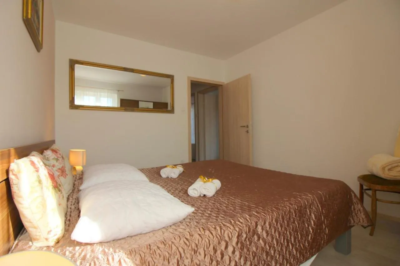 Holiday Home In Porec/Istrien 9918 Poreč